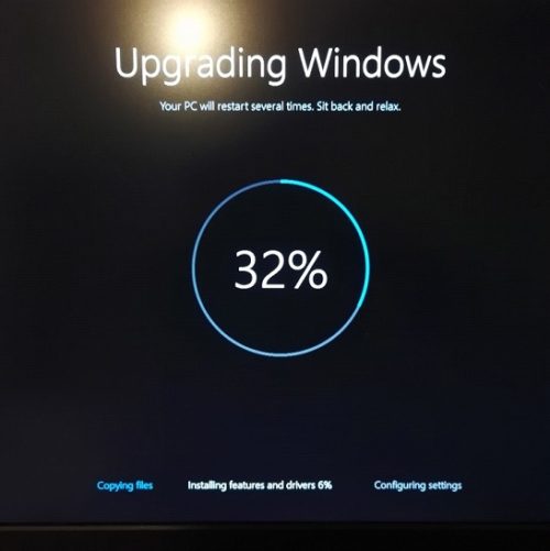 Обновление Windows остановилось на 32%